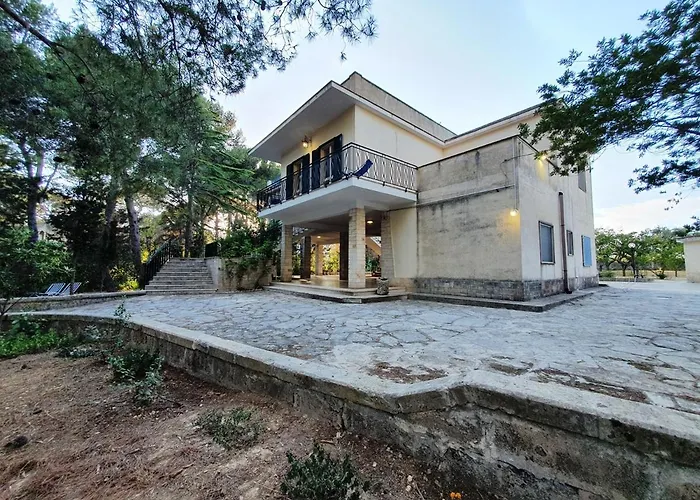 Villa Le Cenate 44 *